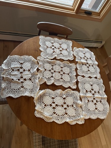 Lace placemats set f 6 - set,