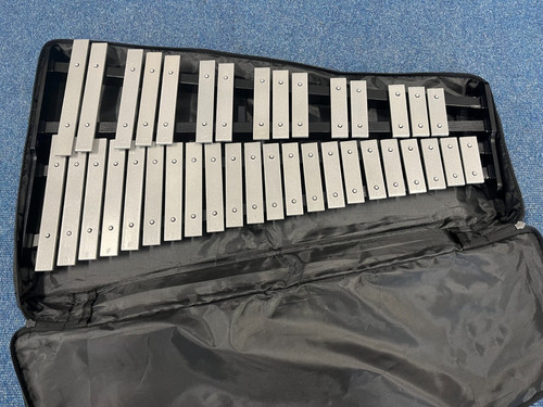 Note glockenspiel with - glockenspiel,