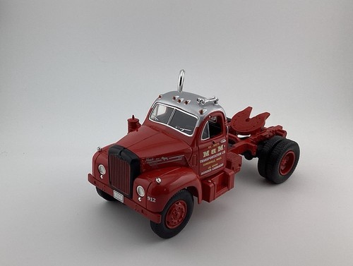 First gear 1960 mack b - first,