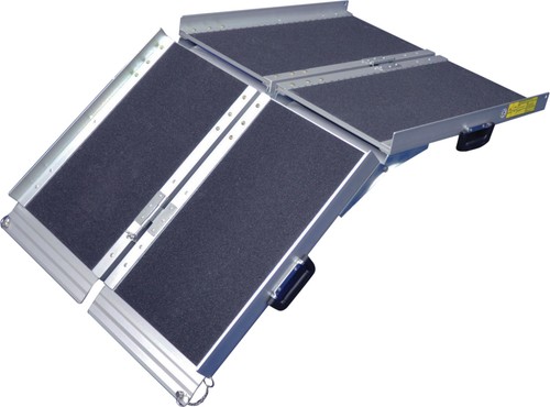 Aidapt 4ft suitcase - 4ft, (122cm)