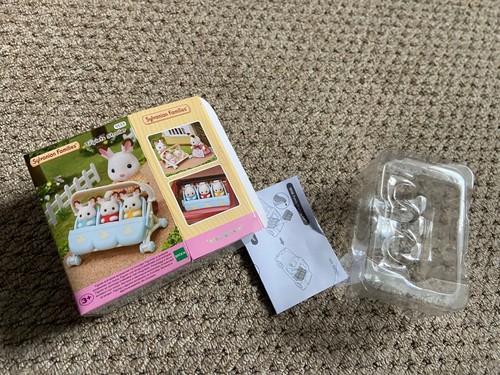 Empty box triplets stroller