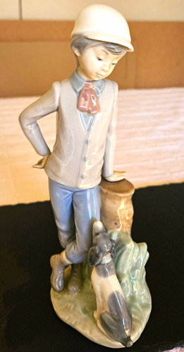 Nao porcelain boy - nao, dog