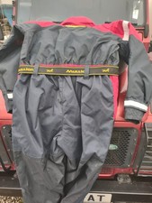 Mullion foul weather suit for