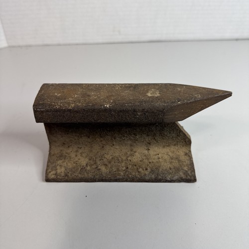 Vintage small railroad anvil - vintage,