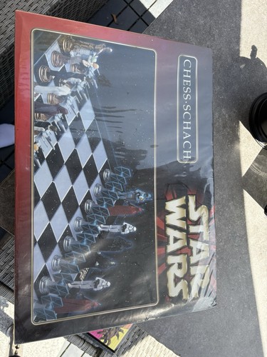 Vintage 1999 sealed star wars - 1999,