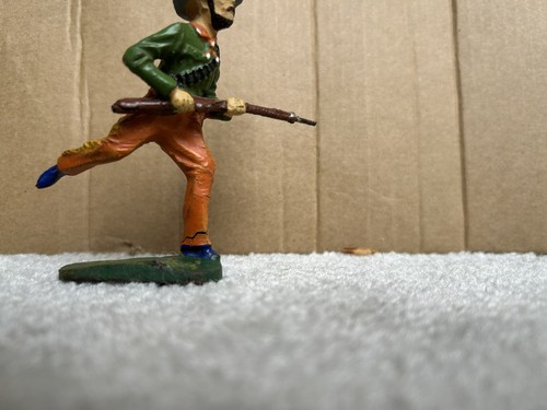 This elastolin cowboy - is,