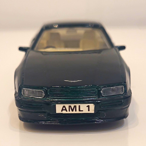 Aston martin virage 43 - martin,