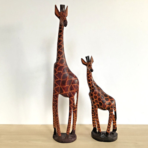 Wooden giraffe figurine - figurine, x