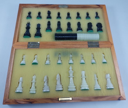 Vintage magnetic chess set - chess,