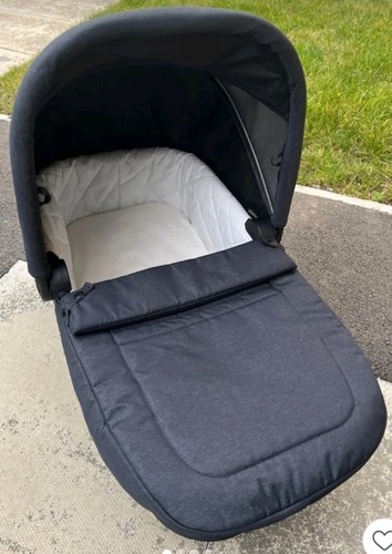 Baby jogger carrycot bassinet - baby,