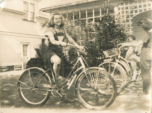 Vintage photograph girl - girl, on