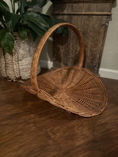 Vintage wicker flower - wicker,
