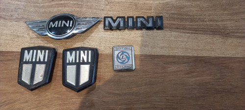 Mini badces inc x - x,