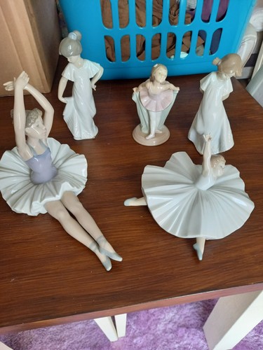 Nao 5 x figurines - 5,