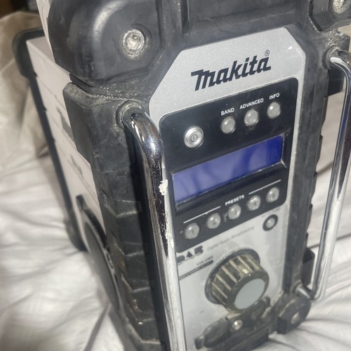 Makita dmr104 white 18v - makita, 18v/240v