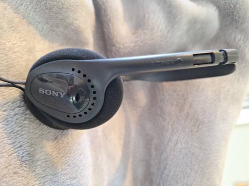 Sony mdr vintage earphones - sony,