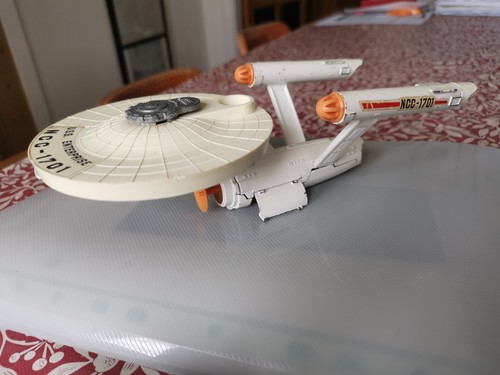 Dinky toys uss enterprise - toys,