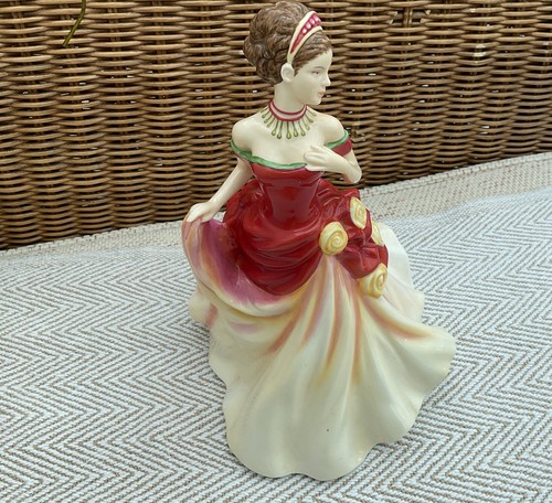 Royal doulton figurine hn5465 - royal,
