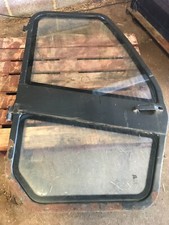 O/s passenger cab door / glass