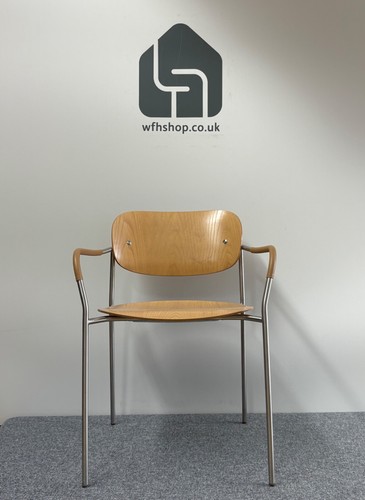 Portrait chair herman - portrait,