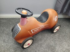 Radio Flyer Little Red