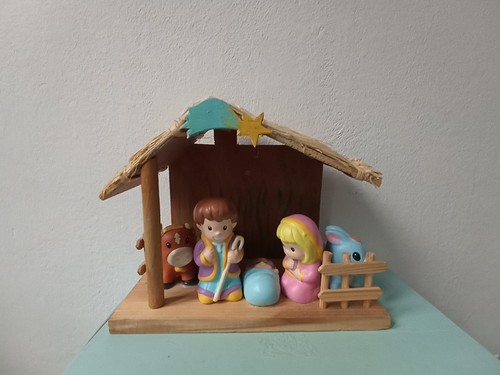 Vintage wooden nativity set - nativity,