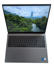 Dell Vostro 5620 Core i7 1260P