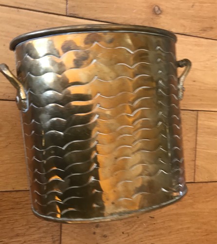 Oval copper planter with - oval,
