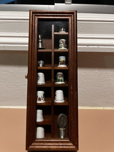 Thimbles lot with - thimbles, display