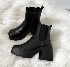 Womens Black Chunky Platform