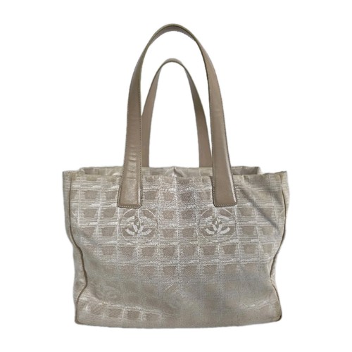 Chanel handbag tote - chanel,