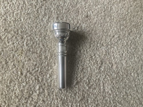 Vincent bach corp 2 cfl - corp,