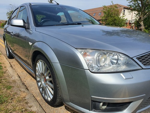 2004 ford mondeo 220 - ford,