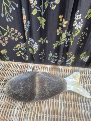 Coconut wood fish serving - wood,