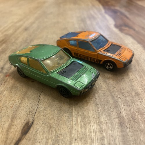 Green and orange - green,