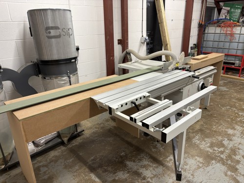 Axminster sliding panel - axminster,