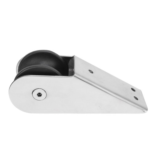 Docking bow roller - docking,