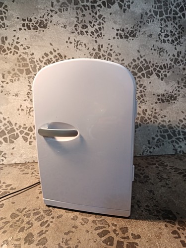 Thermoelectric cooler warmer - cooler, &