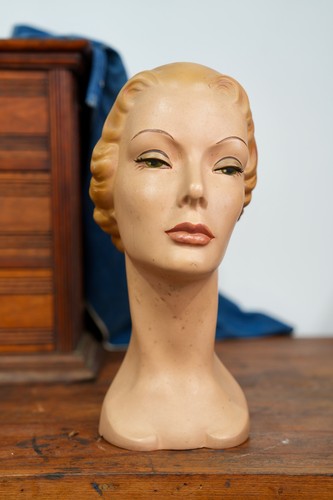 Vintage female mannequin head - female,
