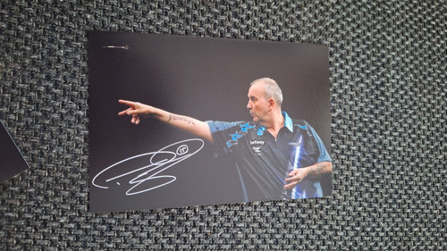 Phil taylor darts - taylor,