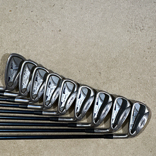 Mizuno iron set 9 clubs - mizuno,