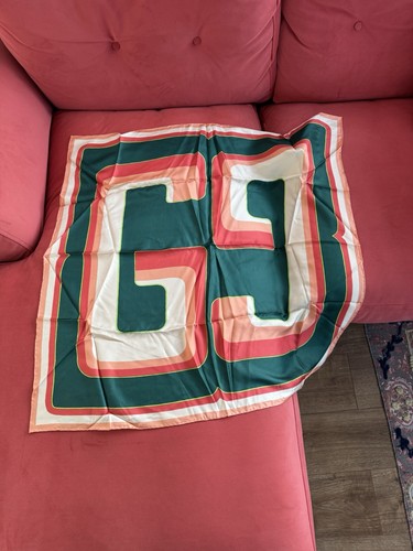 Gucci large scarf - gucci,