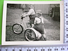 FREE POSTAGE VINTAGE SNAPSHOT