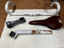 Genesis 2010 Croix de Fer - Drop Handlebar, Stem, Seatpost and Saddle (white)