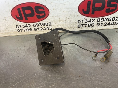 Charge receptacle wiring - receptacle,