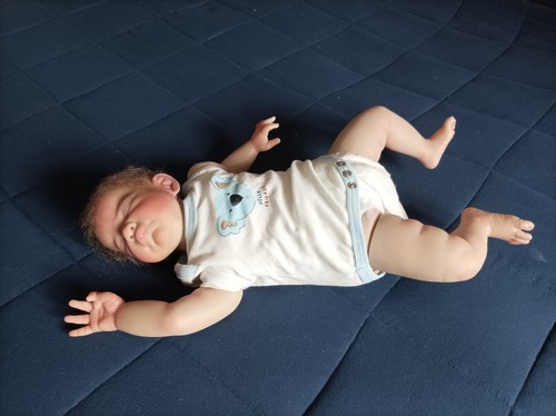 Unbranded reborn baby - unbranded, no
