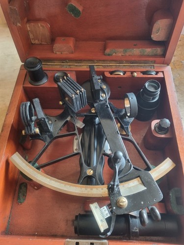 Nautical sextant husun - sextant.,
