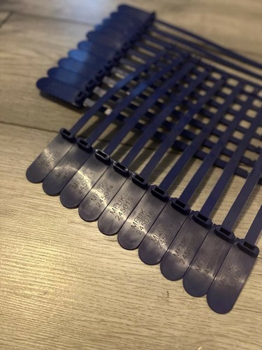 10x blue plastic security tags - 10x,