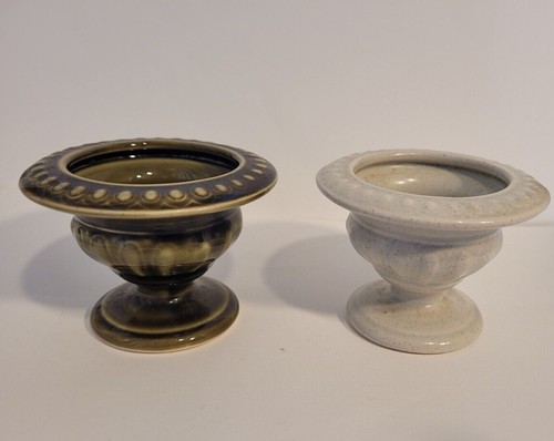 Holkham pottery small urn - 2, x