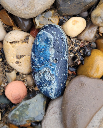 Stunning 5cm blue white - stunning,
